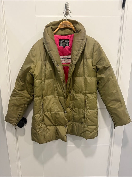 Jackets & Blazers - Projek Raw Olive Green Puffer Jacket with Pink Lining size large